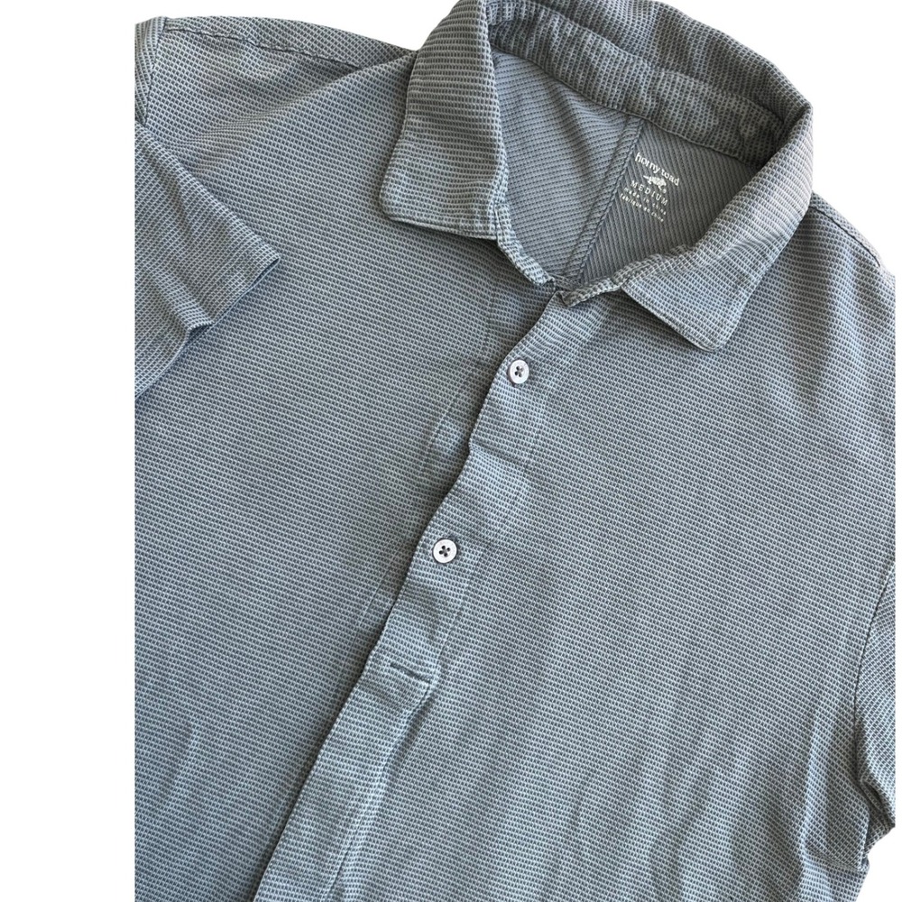 Horny Toad Men's Medium Short Sleeve Polo Shirt Gray Textured Stripe Button Down